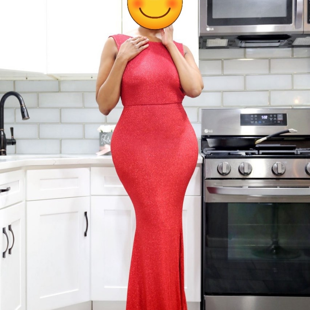 Women's clothing sizes 7-10/large